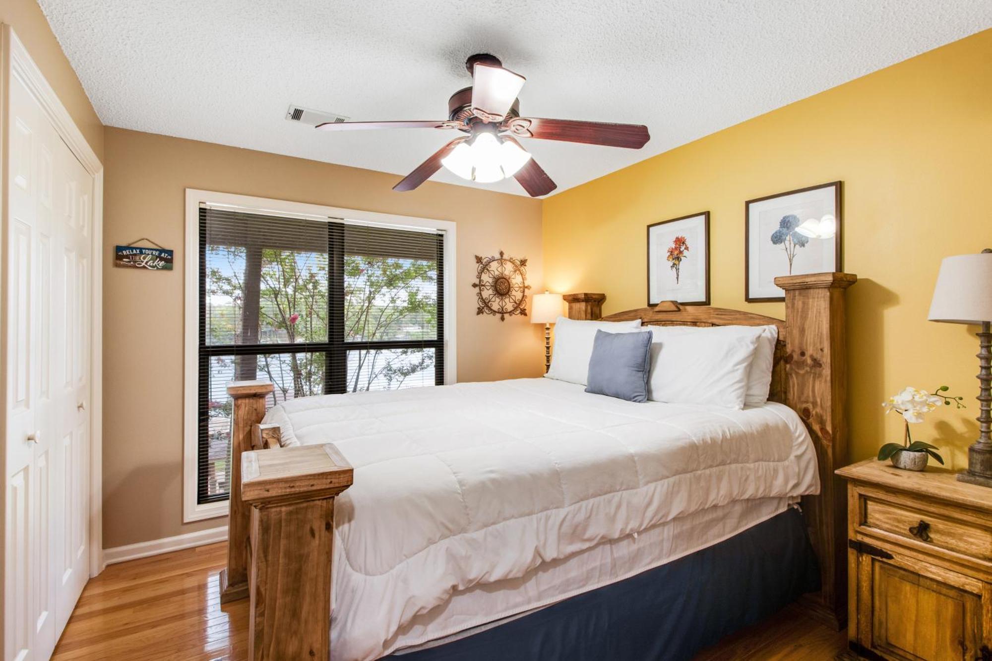 The Silverwood Lake Hamilton Экстерьер фото