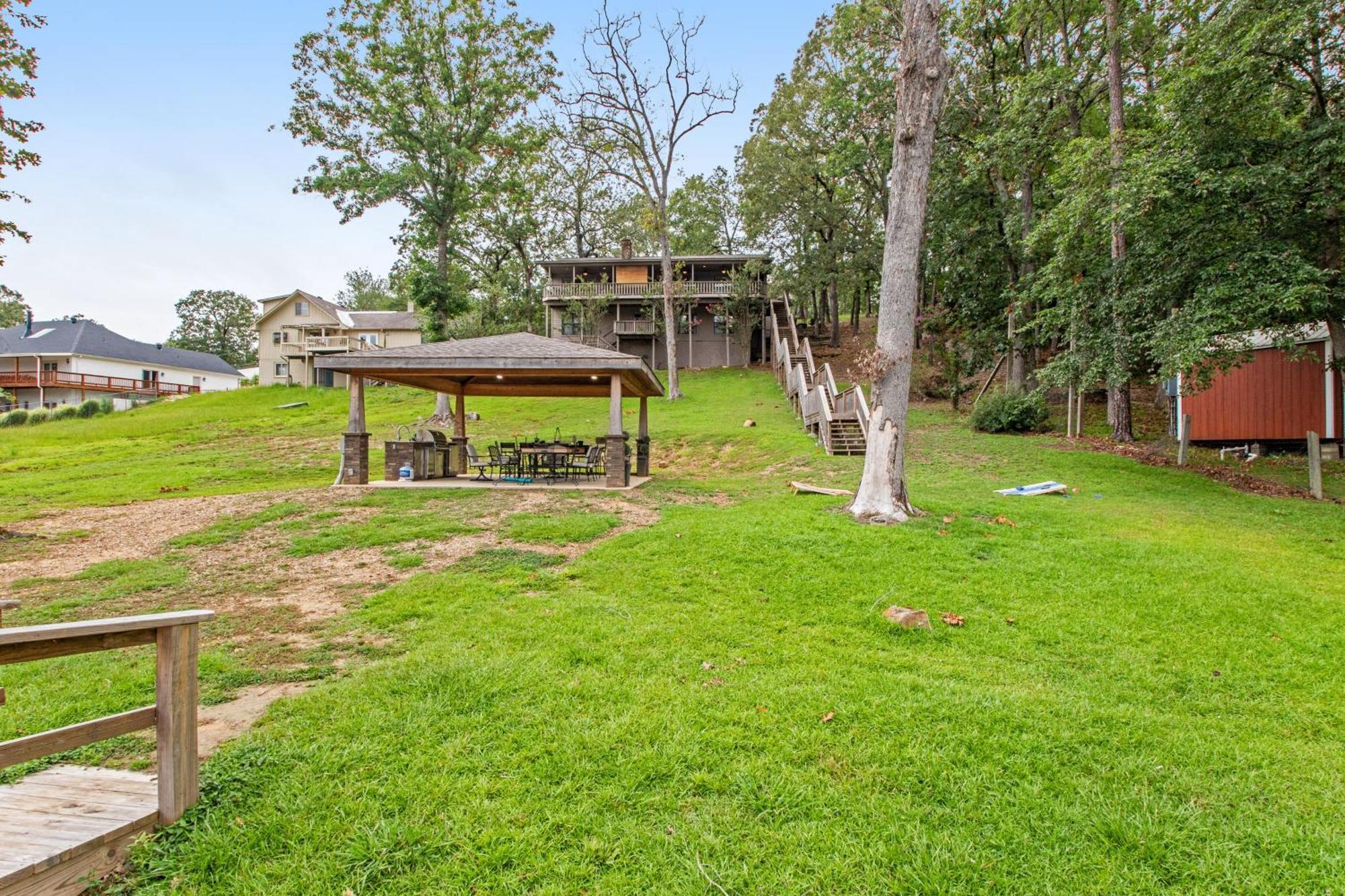 The Silverwood Lake Hamilton Экстерьер фото